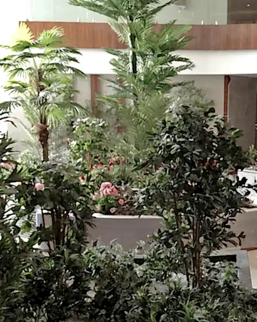 Bahçelere Yapay Ağaç Dekorasyonu